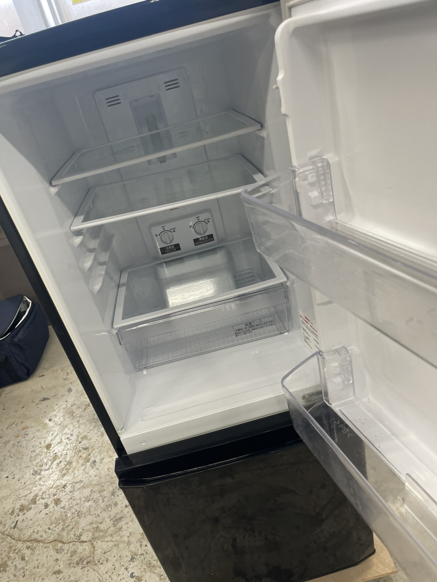 売れ筋がひ！ 冷蔵庫 三菱 MR-P15E-B 2019年製 SJ213 冷蔵庫 